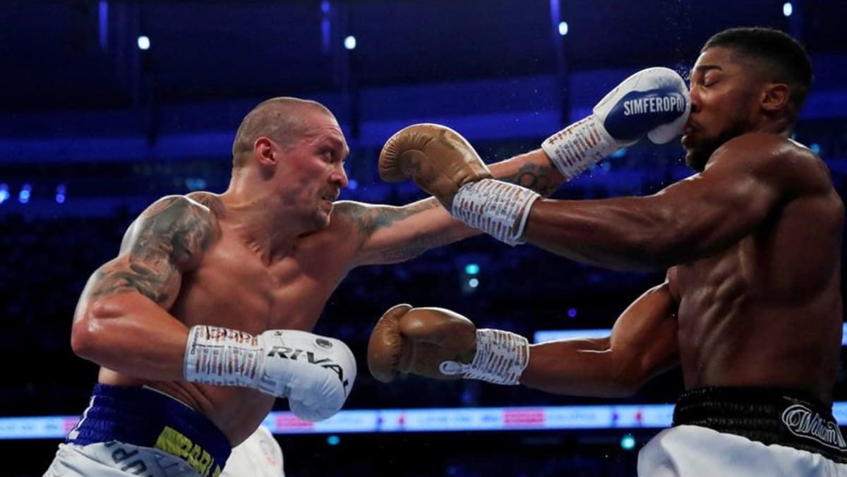 Exclusive: Boxing - Usyk mounts Ukraine relief effort ahead of Joshua fight