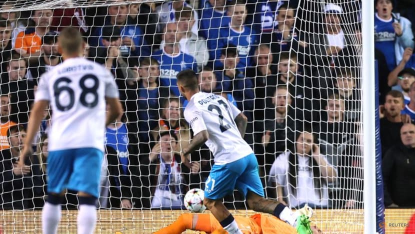 Napoli strike late after Politano penalty to beat Rangers 3-0 Napoli strike late after Politano penalty to beat Rangers 3-0