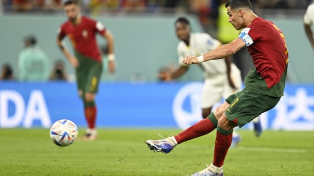 葡萄牙3比2险胜加纳 罗纳尔多五届进球史上首人
