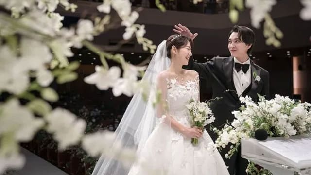 朴信惠结婚一周　孕肚宝宝性别意外曝光