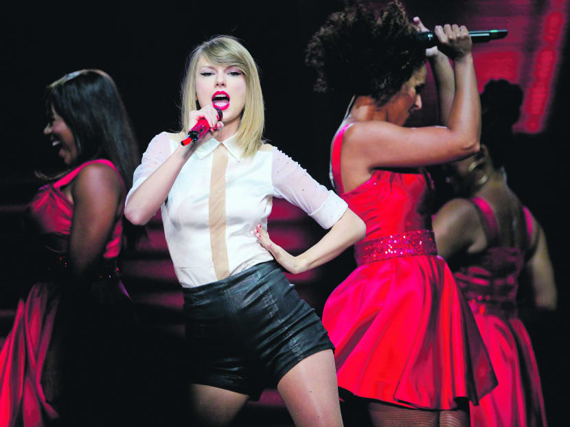 Taylor Swift Red Tour Concert | 3.5/5