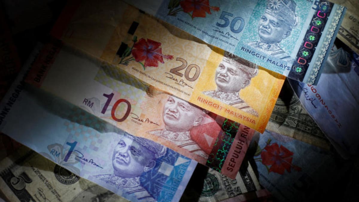Singapore dollar hits 13month high against Malaysian ringgit  TODAY