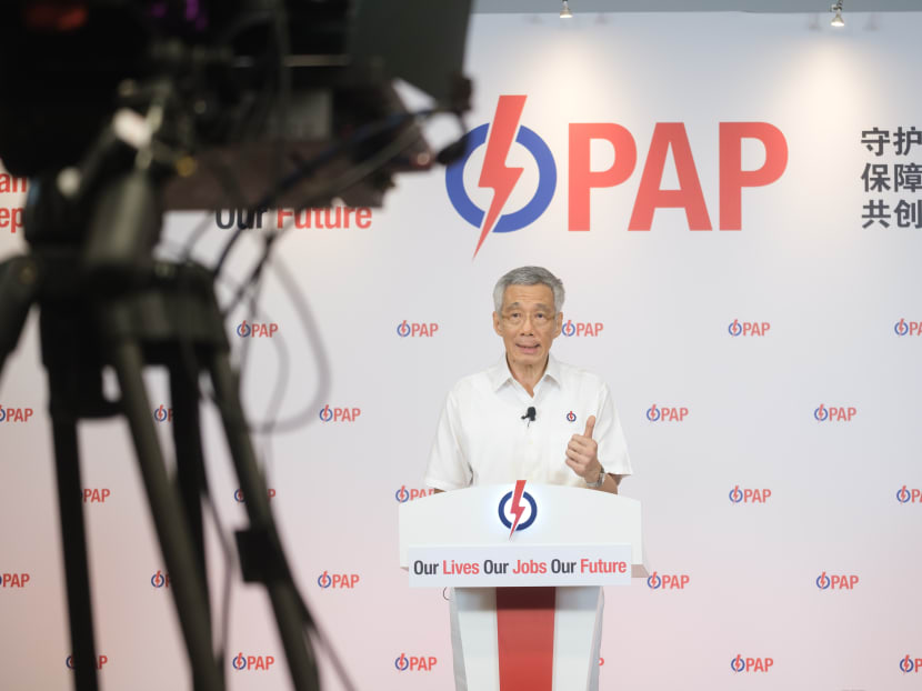 Speaking at a lunchtime “Fullerton Rally” that was live-streamed via Facebook and YouTube on July 6, 2020 from the party’s New Upper Changi Road headquarters, Mr Lee Hsien Loong said that the Covid-19 situation here is stable. Speaking at a lunchtime “Fullerton Rally” that was live-streamed via Facebook and YouTube on July 6, 2020 from the party’s New Upper Changi Road headquarters, Mr Lee Hsien Loong said that the Covid-19 situation here is stable.