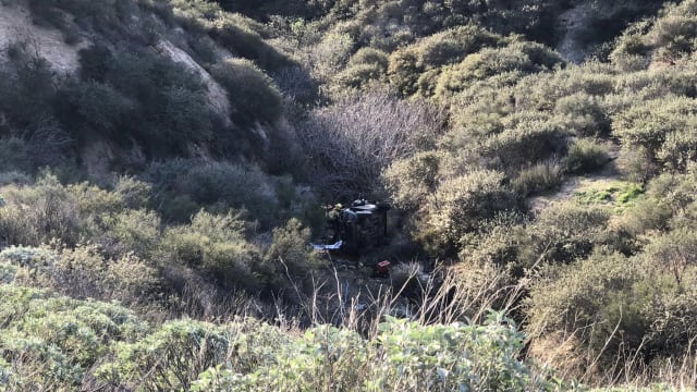 加州女子开车坠落快速公路 靠手机追踪功能获救