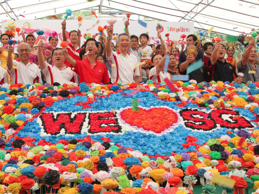 Prime Minister Lee Hsien Loong launches We Love SG FLowers Community Engagement Programme at Teck Ghee Community Club. Photo: Don Wong