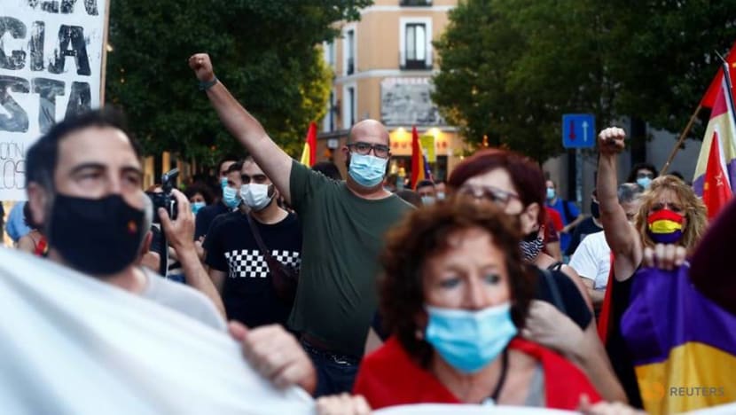 Protesters call for end to Spanish monarchy after former king's exit Protesters call for end to Spanish monarchy after former king's exit