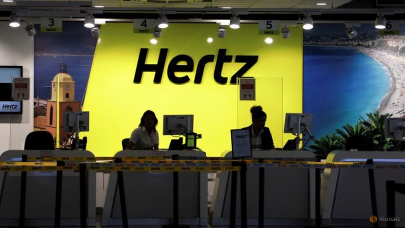 Tesla gets order for 100,000 vehicles as Hertz converts to electric rental cars Tesla gets order for 100,000 vehicles as Hertz converts to electric rental cars