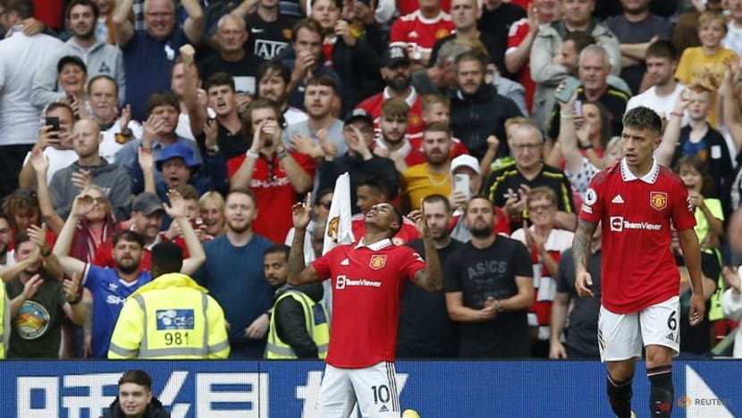 Rashford double as Man United end Arsenal's 100% start Rashford double as Man United end Arsenal's 100% start