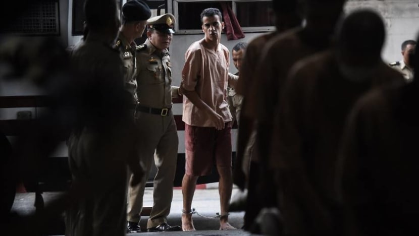 Feet shackled, Bahraini footballer Hakeem al-Araibi appears in Thai court to fight extradition Feet shackled, Bahraini footballer Hakeem al-Araibi appears in Thai court to fight extradition