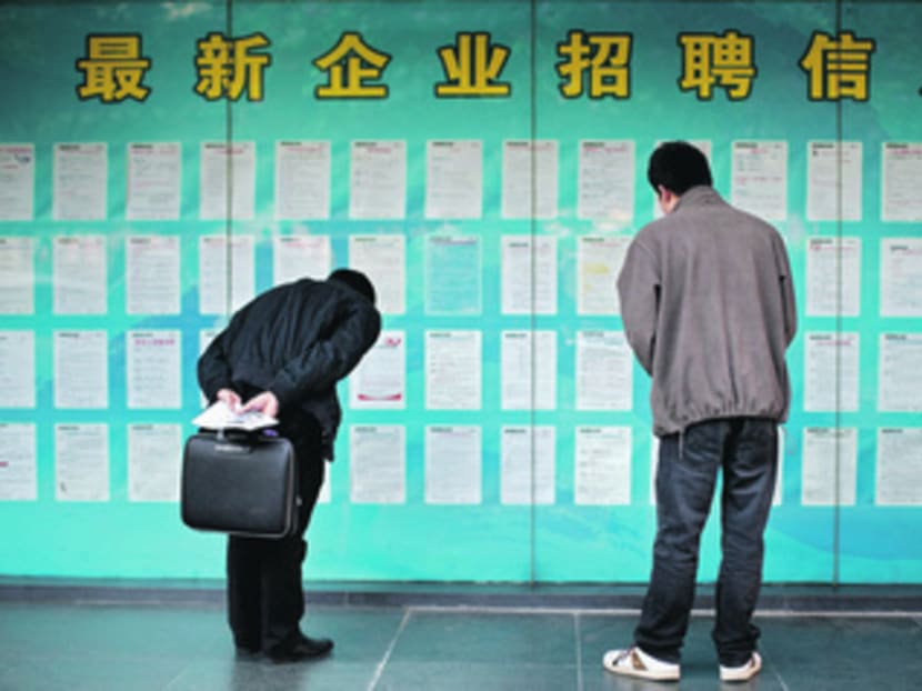 Gallery: Chinese graduates say no to factory jobs