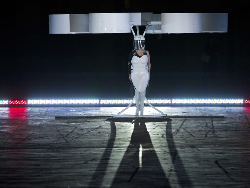 Lady Gaga unveils ‘flying dress’