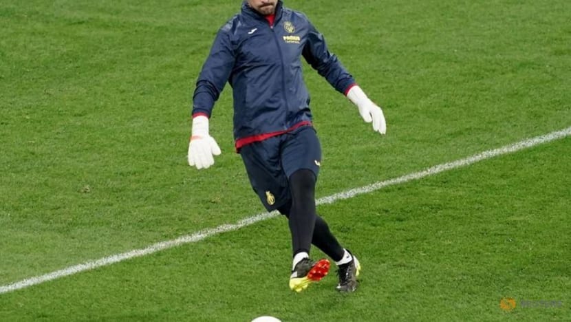 Soccer-Emery urges Villarreal to break another barrier in Europa League final Soccer-Emery urges Villarreal to break another barrier in Europa League final