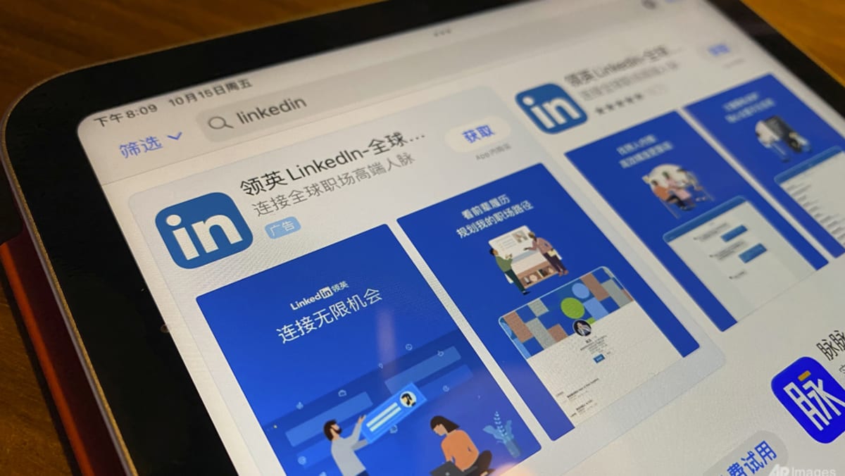 Perasaan pengguna di Tiongkok beragam mengenai penarikan LinkedIn