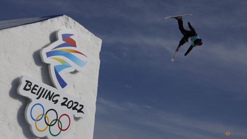 Freestyle skiing: Gu advances to Big Air final, Oldham and Ledeux lead qualifier Freestyle skiing: Gu advances to Big Air final, Oldham and Ledeux lead qualifier