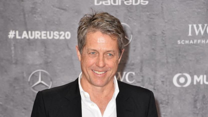 Hugh Grant Reveals He Had COVID-19, Says It Made His Eyeballs "Three Sizes Too Big" Hugh Grant Reveals He Had COVID-19, Says It Made His Eyeballs "Three Sizes Too Big"