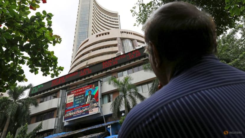 Indian shares up on boost from Tata Motors, inflation data optimism 
