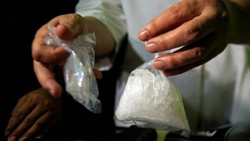 Myanmar policeman arrested for crystal meth switch Myanmar policeman arrested for crystal meth switch