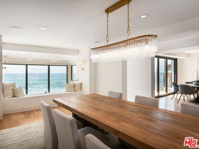 Pink Is Selling This Malibu Beach House, Once Owned By Barry Manilow, For  S$20.4 Mil - TODAY