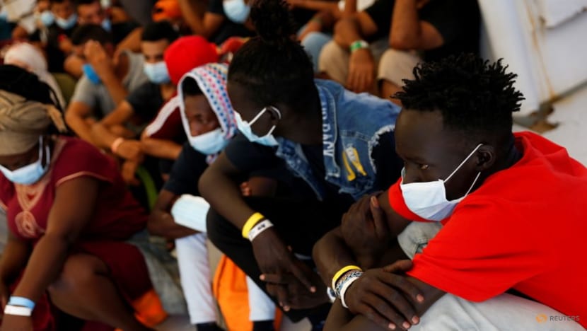Rescue ship carrying 257 migrants docks in Sicily port Rescue ship carrying 257 migrants docks in Sicily port
