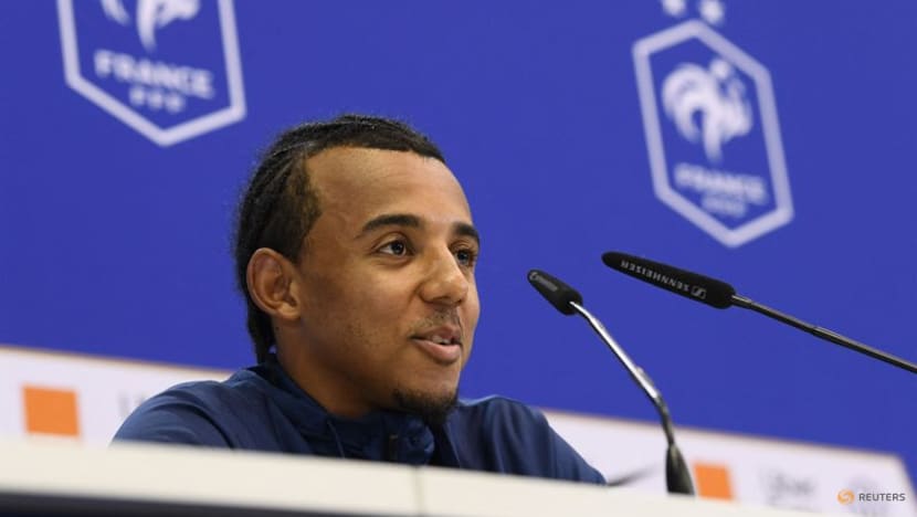 France's Kounde steps into shoes of World Cup veteran France's Kounde steps into shoes of World Cup veteran