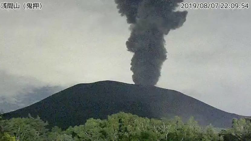 Volcano near Tokyo erupts, prompting warnings