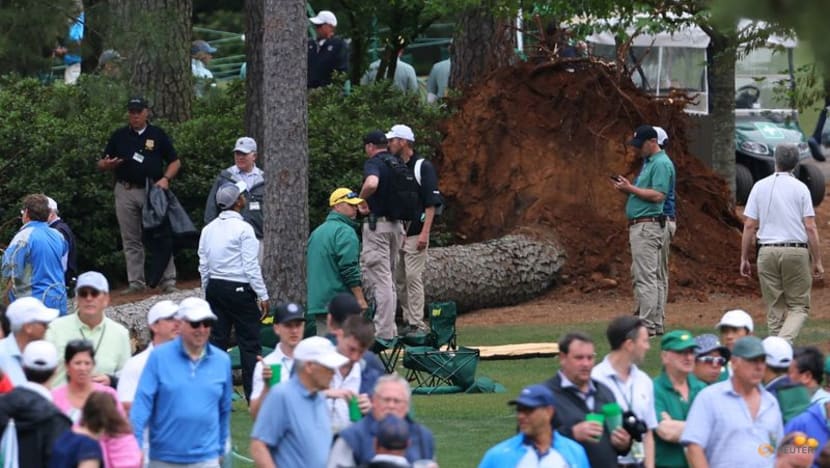 Masters second round suspended as storm moves into Augusta National Masters second round suspended as storm moves into Augusta National