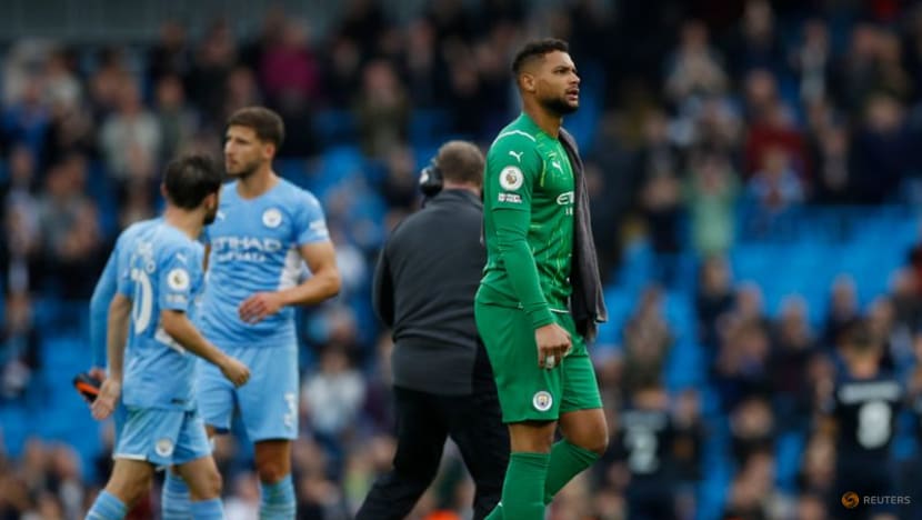Silva and De Bruyne give City win over Burnley Silva and De Bruyne give City win over Burnley