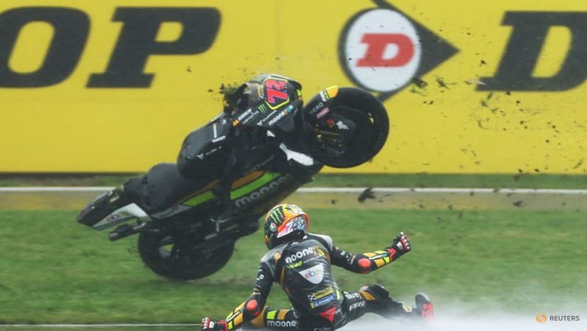 Bezzecchi on pole despite crashing at wet British GP