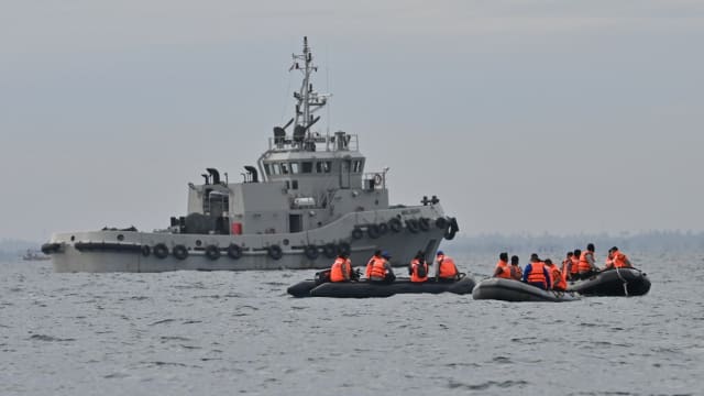 【印尼客机失事】报道指 印尼海军已找到黑箱