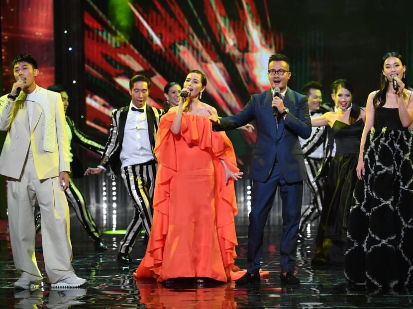 Veterans win big. Zoe Tay and Chen Hanwei bag the big acting awards. The Aloysius Pang tribute was mercifully short. Star Search is baaaacccckkk!!! Who's in and out of the Top 10 Most Popular Male and Female list?