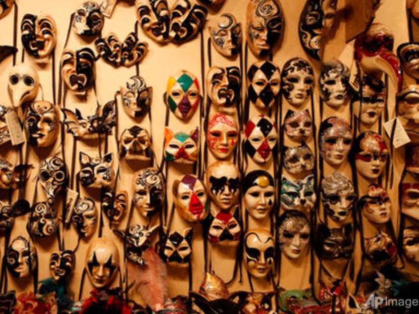 No Carnival festivities in Venice but lots of people in masks No Carnival festivities in Venice but lots of people in masks