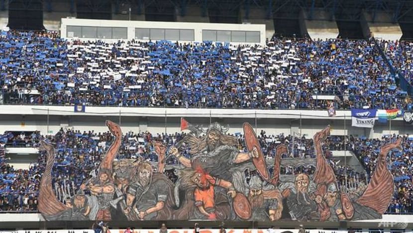 Liga bola sepak Indonesia digantung susuli kematian penyokong