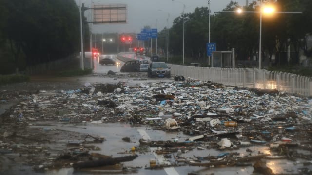 北京水患死亡人数增至33人 另18人失踪