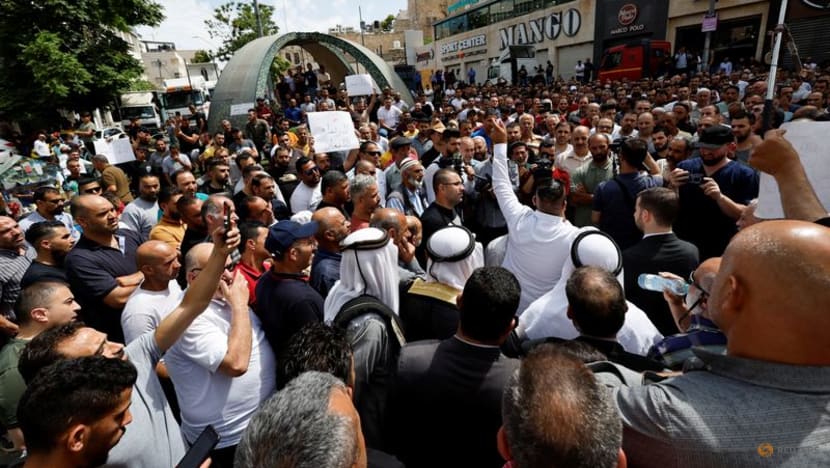 Palestinians protest against soaring prices ahead of strike Palestinians protest against soaring prices ahead of strike