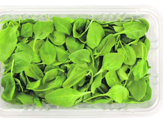 How can tainted spinach cause hallucinations?