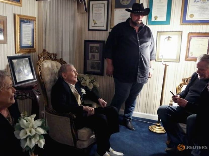 Rock pioneer Jerry Lee Lewis renews marriage vows with seventh wife Rock pioneer Jerry Lee Lewis renews marriage vows with seventh wife