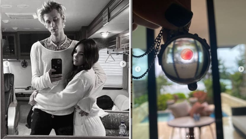 Machine Gun Kelly Says He Wears Girlfriend Megan Fox's Blood In A Vial Around His Neck Machine Gun Kelly Says He Wears Girlfriend Megan Fox's Blood In A Vial Around His Neck
