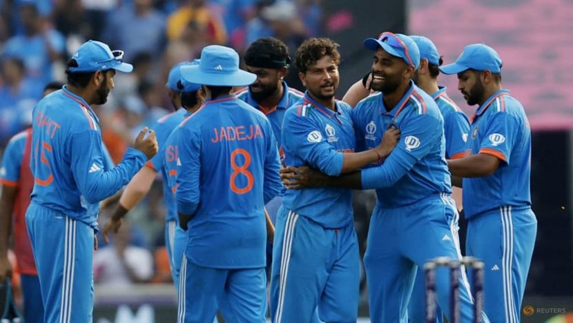 Gill back, India elect to field against Pakistan