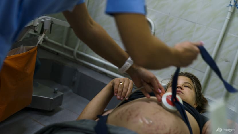 On Ukraine’s front line, a fight to save premature babies On Ukraine’s front line, a fight to save premature babies