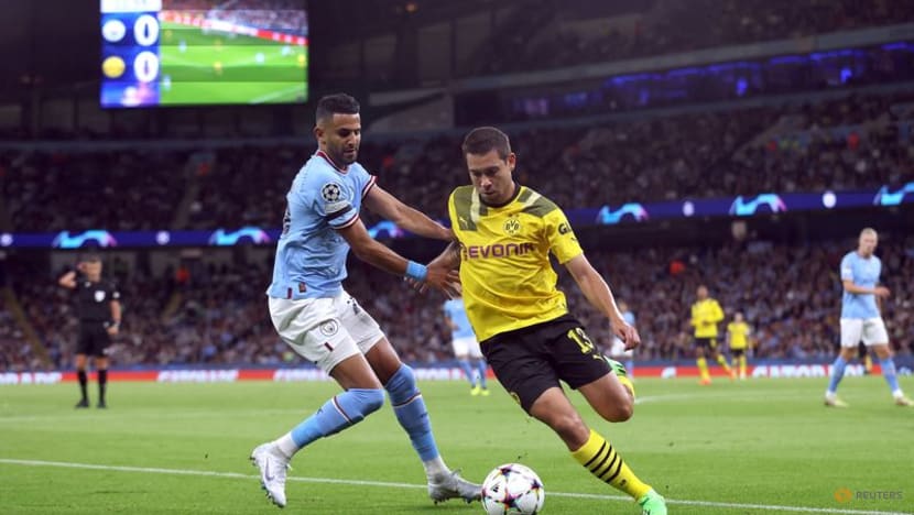 Dortmund ride early momentum to big win at Sevilla, Lopetegui sacked Dortmund ride early momentum to big win at Sevilla, Lopetegui sacked