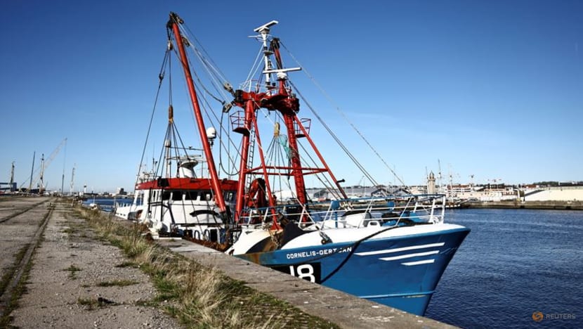 France seizes British fishing boat in deepening post-Brexit row 