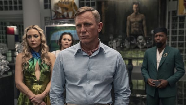 'I don't dance': Daniel Craig nonetheless has moves in ad - CNA Lifestyle (Picture 1)