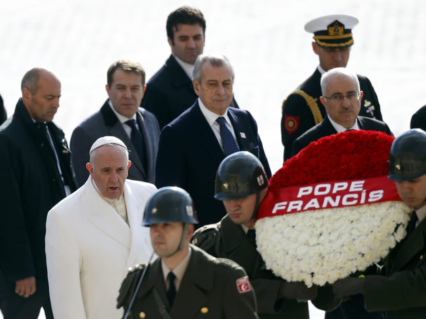 Pope wades into Mideast turmoil with Turkish visit
