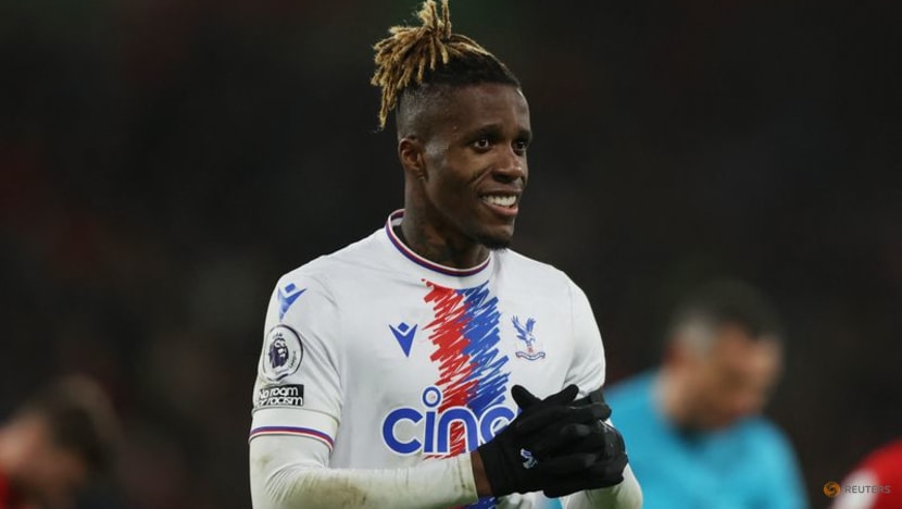 Set pieces give Crystal Palace away win at Bournemouth Set pieces give Crystal Palace away win at Bournemouth