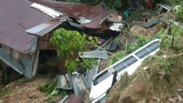 暴雨引发菲南部多处山体滑坡 至少31人死亡