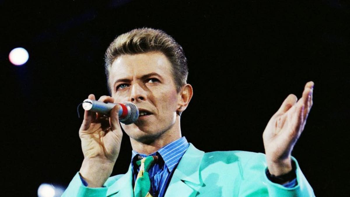 Katalog mendiang rocker David Bowie dijual ke Warner Music