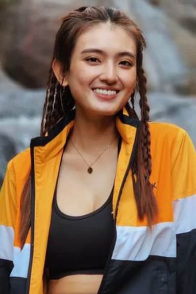 入行以后长相和身材被批评　洪凌曾想过整形