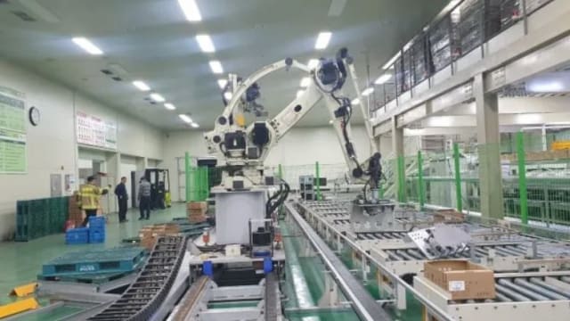 韩国发生工业机器人误将工人压死事件