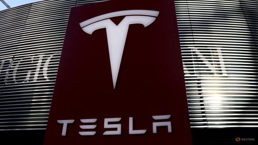 Tesla tells US lawmakers Autopilot requires 'constant monitoring' Tesla tells US lawmakers Autopilot requires 'constant monitoring'