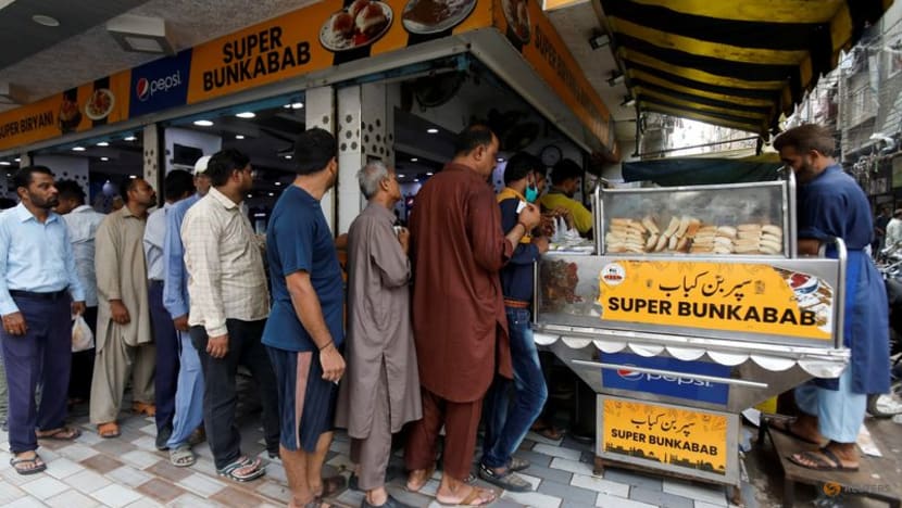 Crisis-hit Pakistan's army chief seeks US help in quick release of IMF funds - sources Crisis-hit Pakistan's army chief seeks US help in quick release of IMF funds - sources